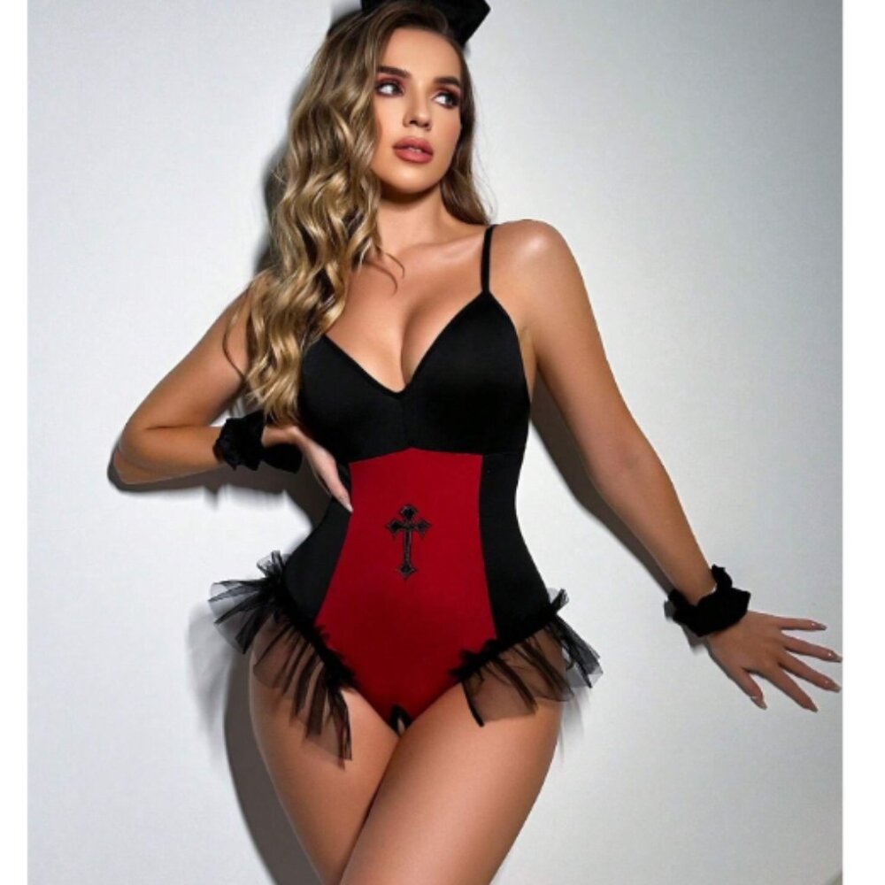 NWOT Fantasy Costume 4pcs/Set Lingerie